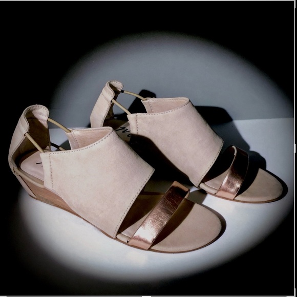 Matisse Shoes - Matisse 'Port' Tan Suede Sandals